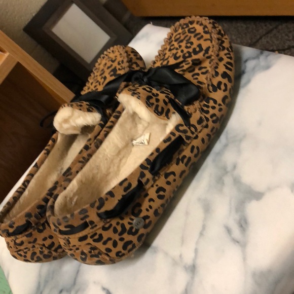 UGG slippers - Picture 4 of 4